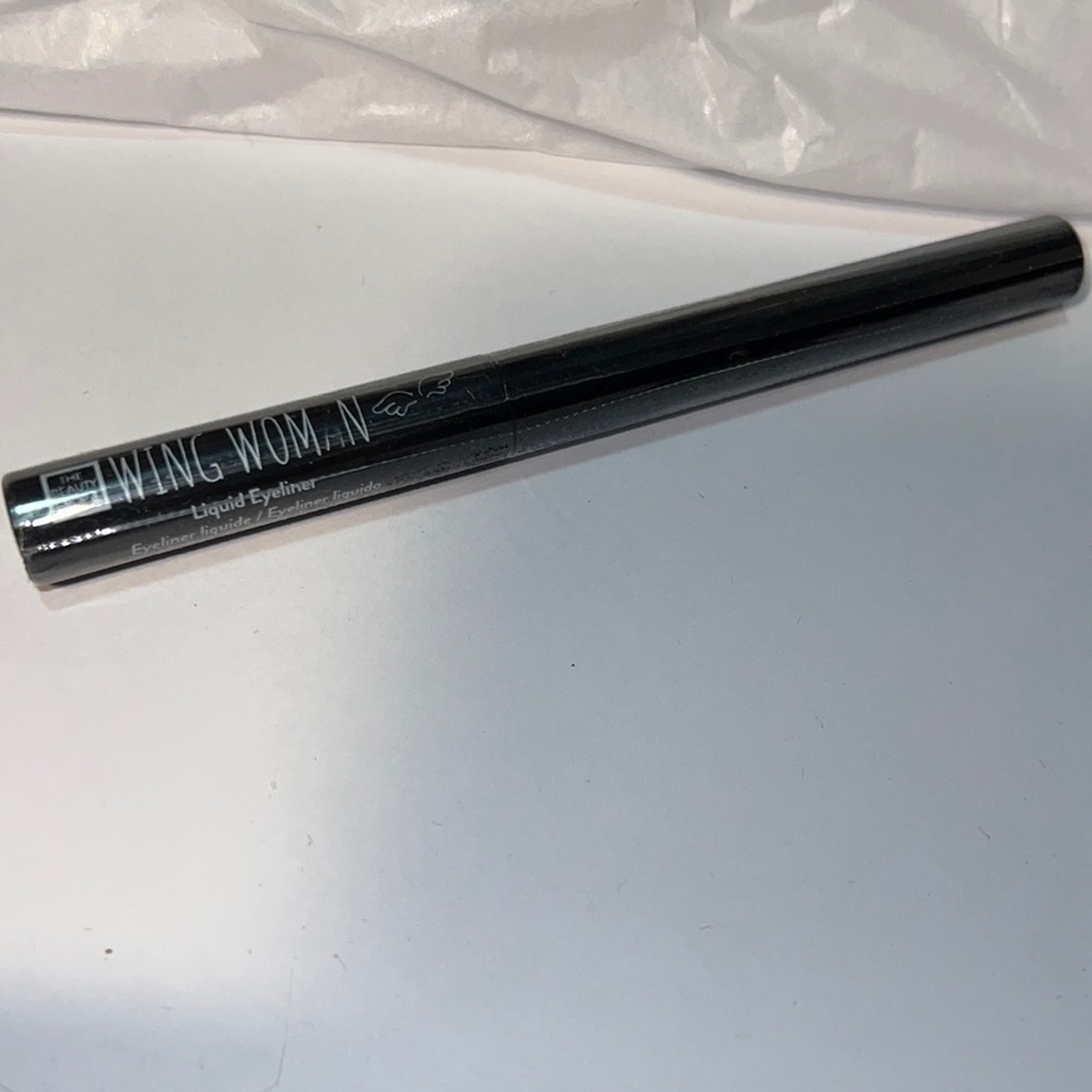 NEW The Beauty Crop Wing Woman Liquid Eyeliner Black
